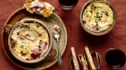 Clodagh Mckenna’s speedy brunch with 10-minute baked eggs, ham and cheese on This Morning