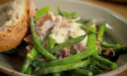 Nigel Slater’s green beans with ham, cheese and crusty bread on Saturday kitchen