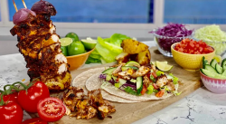 Alison Hammond’s guilt-free chicken kebabs on This Morning