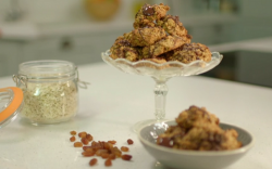 Chris Bavin and Gregg Wallace healthier oats biscuits with cinnamon, oatmeal, sultanas, apple sa ...
